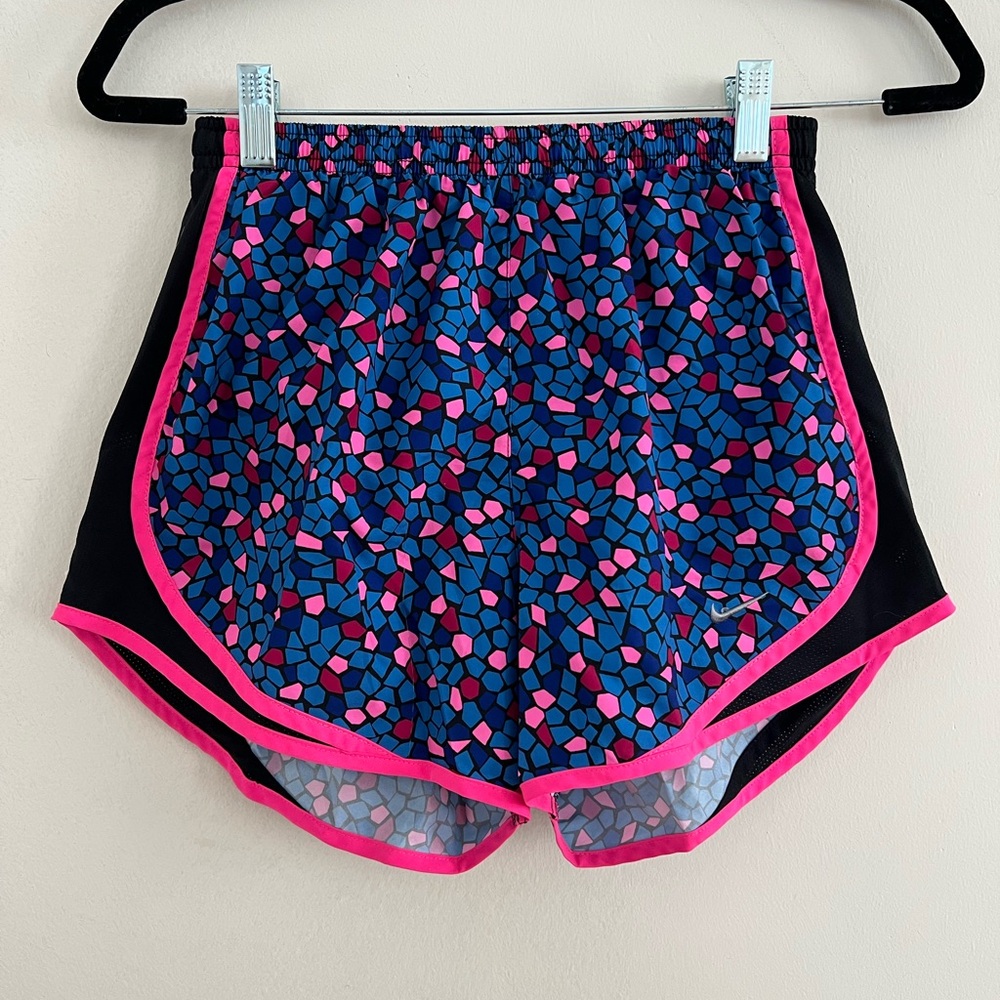 Women’s patterned Dri fit short